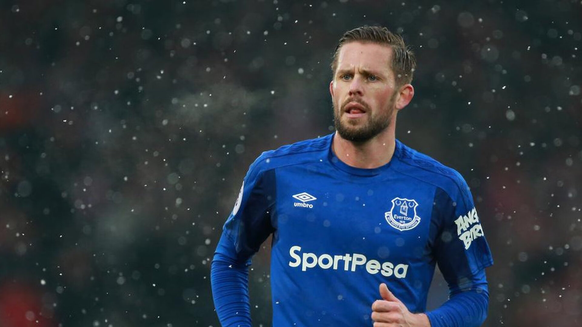 利物浦旋风般的表现令人期待未来更多荣誉，利物浦right to play